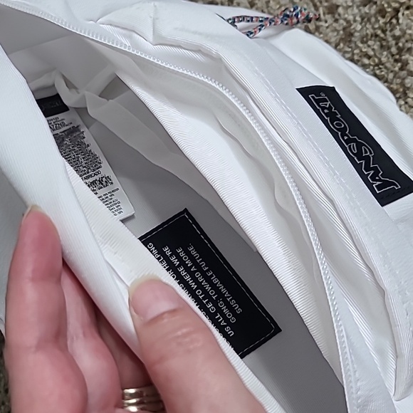 JanSport White Sling Bag Durable and Sporty - Picture 3 of 4